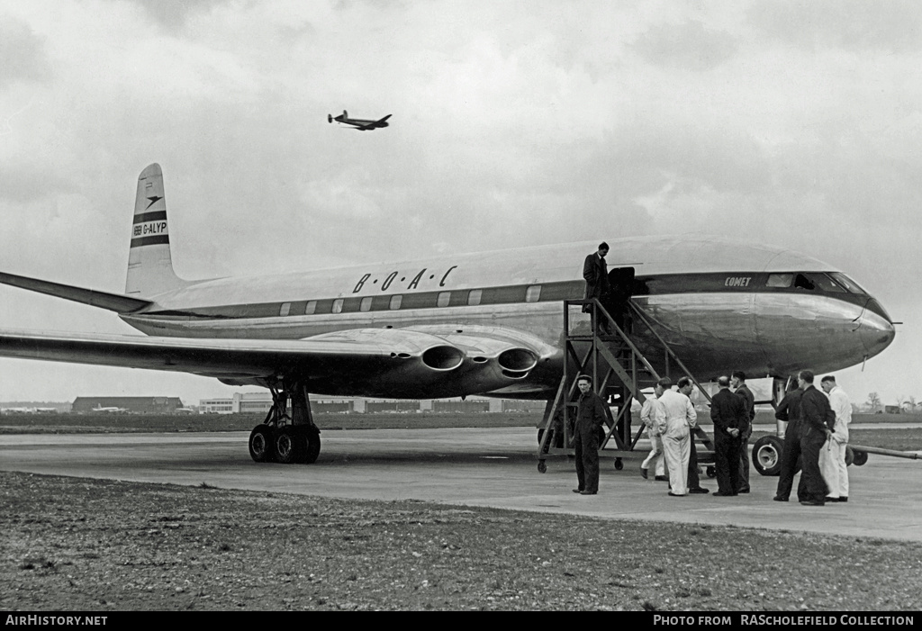 Aircraft Photo of G-ALYP | De Havilland D.H. 106 Comet 1 | BOAC - British Overseas Airways Corporation | AirHistory.net #15307
