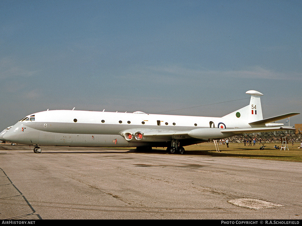 Aircraft Photo of XV254 | Hawker Siddeley HS-801 Nimrod MR.1 | UK - Air Force | AirHistory.net #15473