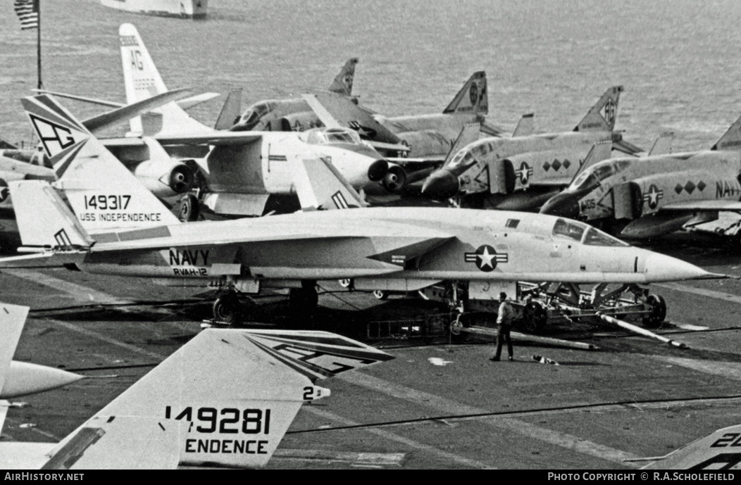 Aircraft Photo of 149317 | North American RA-5C Vigilante | USA - Navy | AirHistory.net #15683