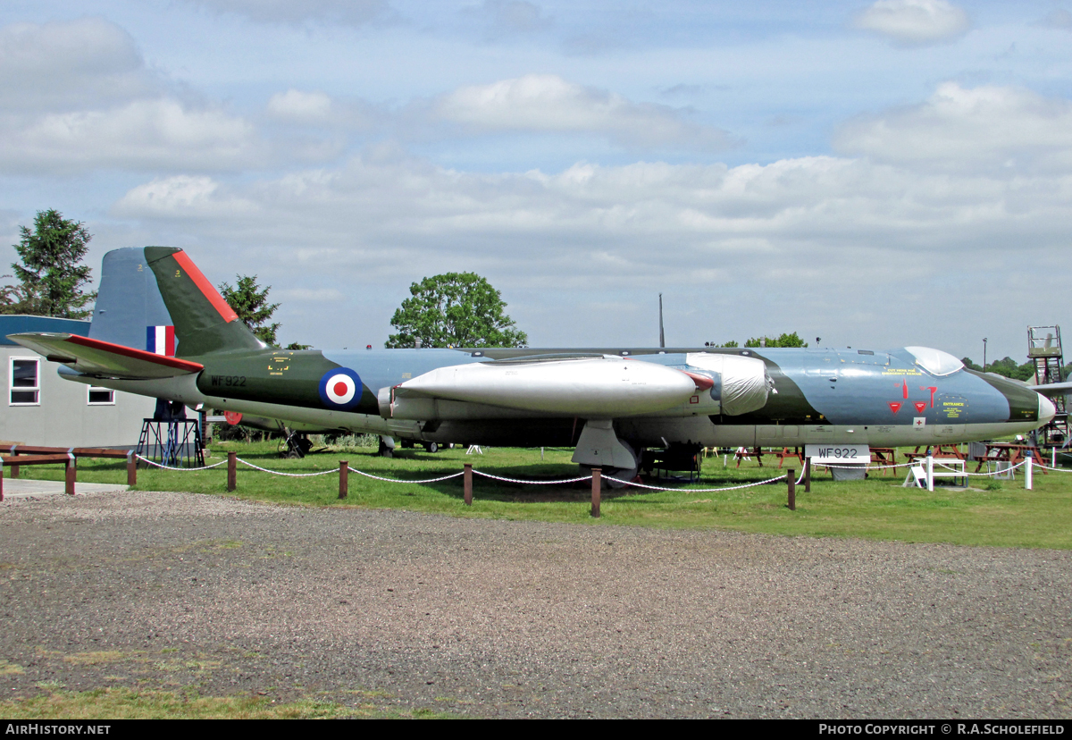 Aircraft Photo of WF922 | English Electric Canberra PR3 | UK - Air Force | AirHistory.net #15818