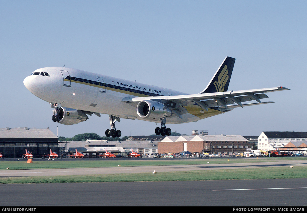 Aircraft Photo of F-WZER | Airbus A300B4-203 | Singapore Airlines | AirHistory.net #15930