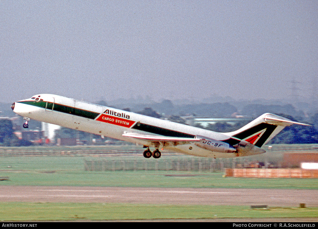Aircraft Photo of I-DIKF | McDonnell Douglas DC-9-32F | Alitalia Cargo System | AirHistory.net #16001