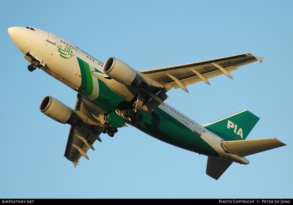Aircraft Photo of AP-BDZ | Airbus A310-308 | Pakistan International Airlines - PIA | AirHistory.net #16152