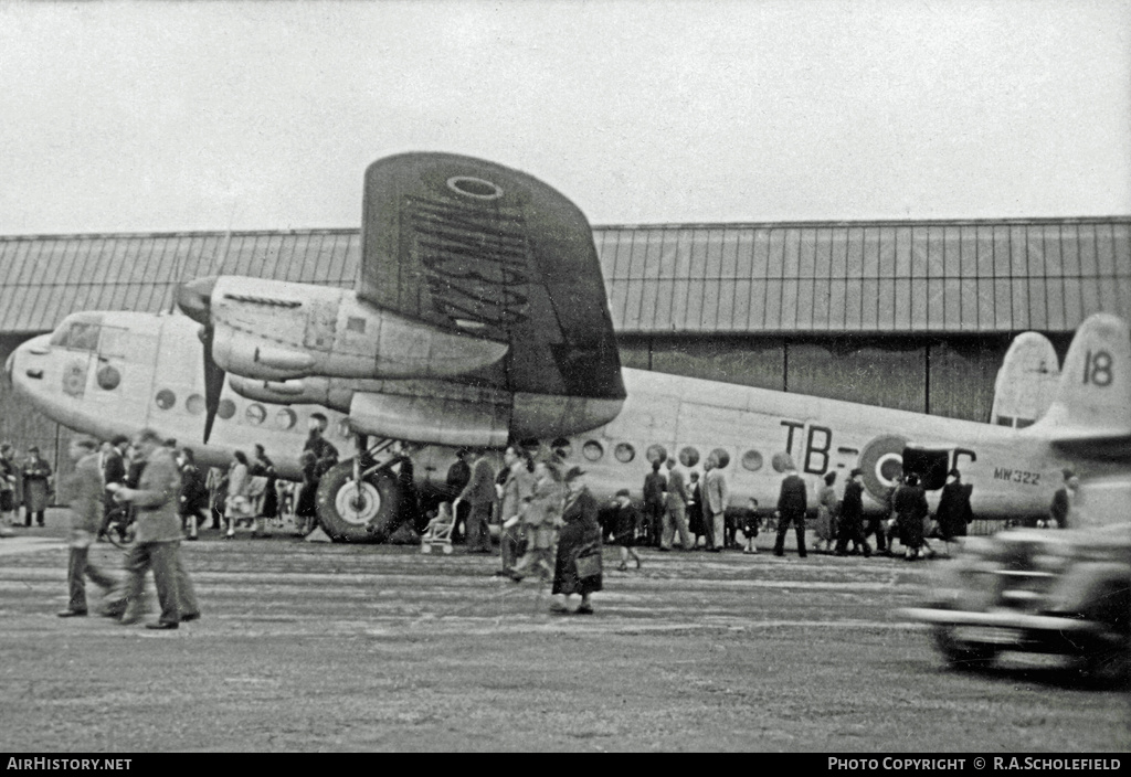 Aircraft Photo of MW322 | Avro 685 York C1 | UK - Air Force | AirHistory.net #16256