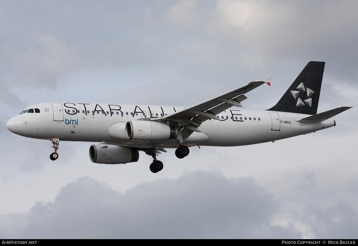 Aircraft Photo of G-MIDX | Airbus A320-232 | BMI - British Midland International | AirHistory.net #16281