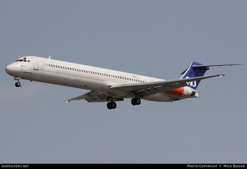 Aircraft Photo of LN-ROX | McDonnell Douglas MD-82 (DC-9-82) | Scandinavian Airlines - SAS | AirHistory.net #16316