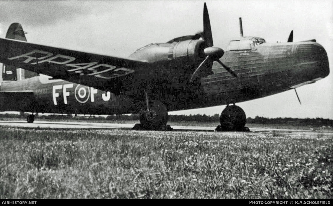 Aircraft Photo of RP493 | Vickers Wellington B10 | UK - Air Force | AirHistory.net #16602