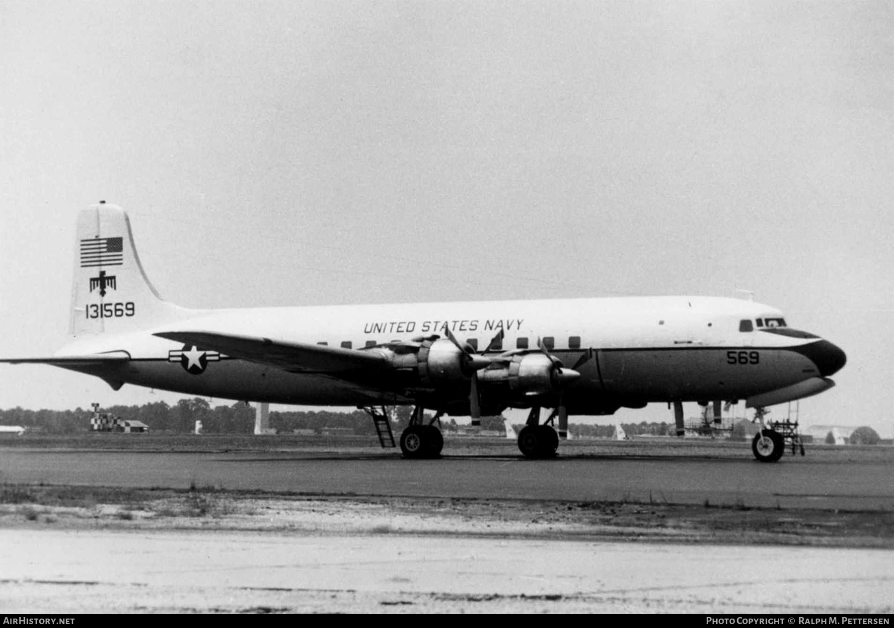 Aircraft Photo of 131569 | Douglas C-118B Liftmaster (DC-6A) | USA - Navy | AirHistory.net #16614