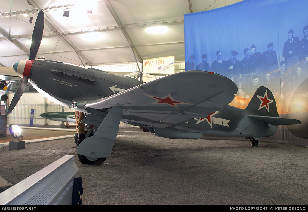 Aircraft Photo of 4 white | Yakovlev Yak-3 | Soviet Union - Air Force | AirHistory.net #16756