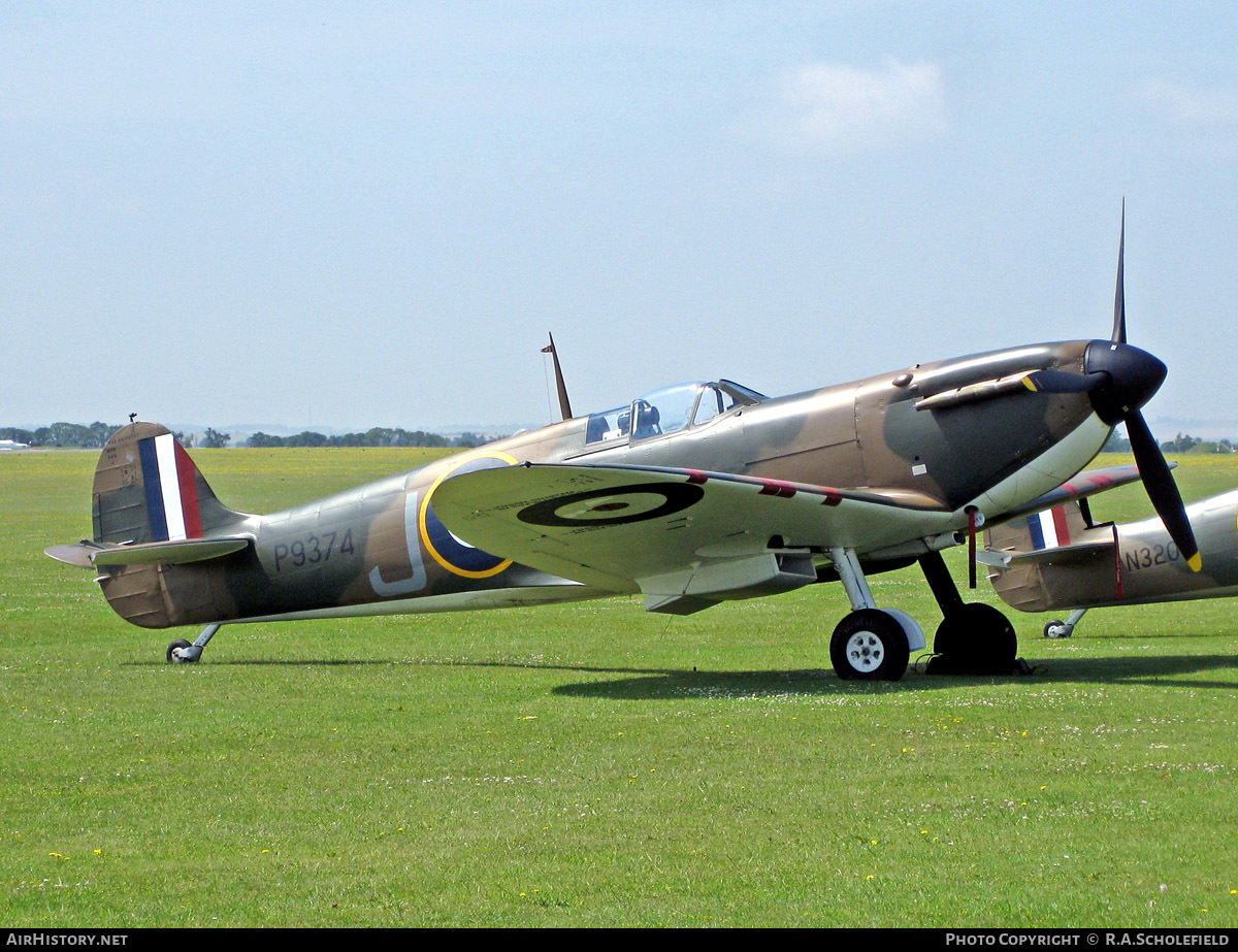 Aircraft Photo of G-MKIA / P9374 | Supermarine 300 Spitfire Mk1A | UK - Air Force | AirHistory.net #16874