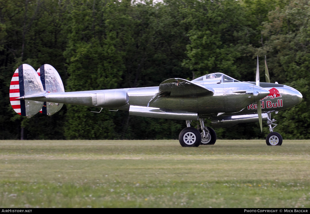 Aircraft Photo of N25Y | Lockheed P-38L Lightning | Red Bull | AirHistory.net #17148