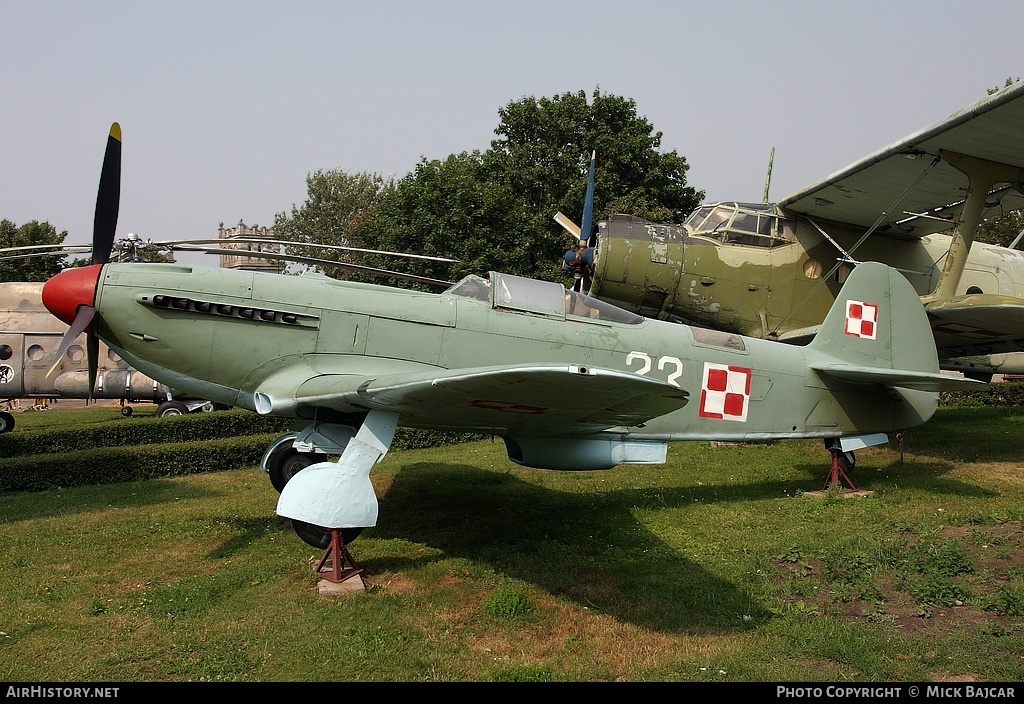 Aircraft Photo of 23 | Yakovlev Yak-9 | Poland - Air Force | AirHistory.net #17152