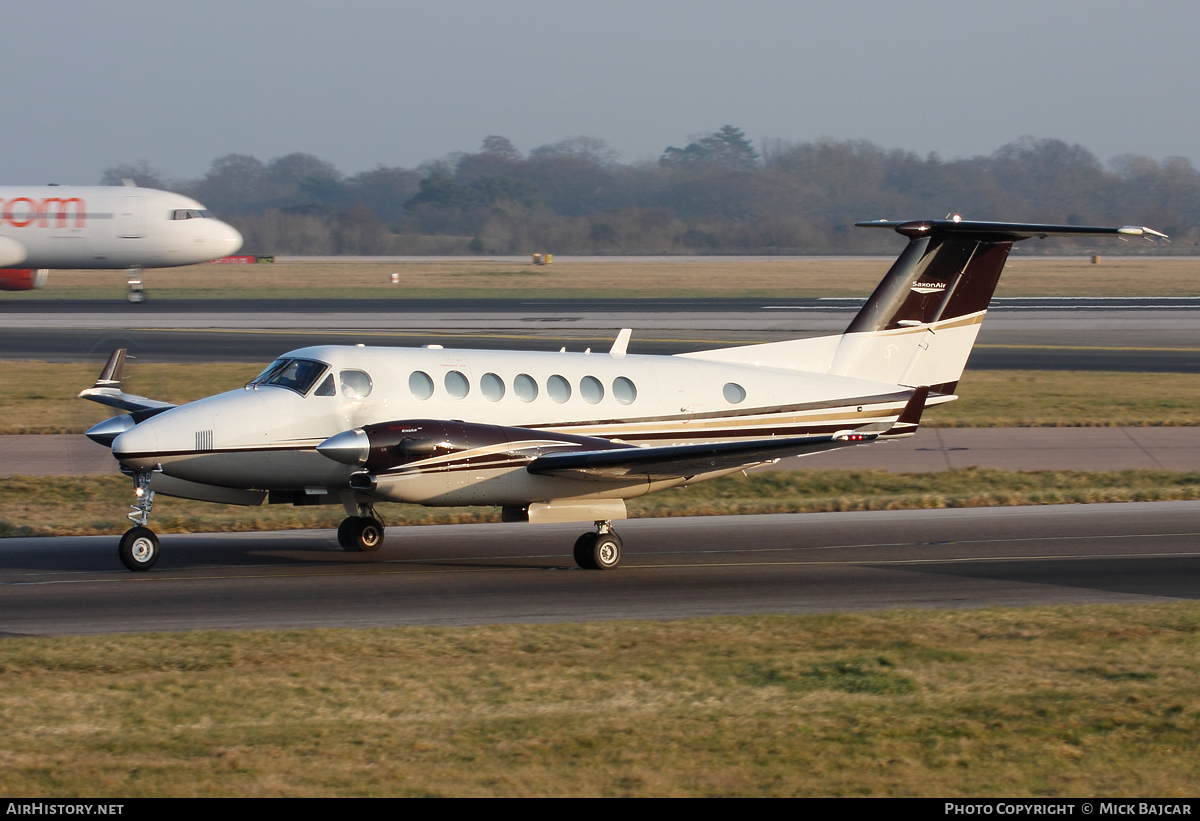 Aircraft Photo of G-KLNB | Hawker Beechcraft 350 King Air (B300) | SaxonAir | AirHistory.net #17155