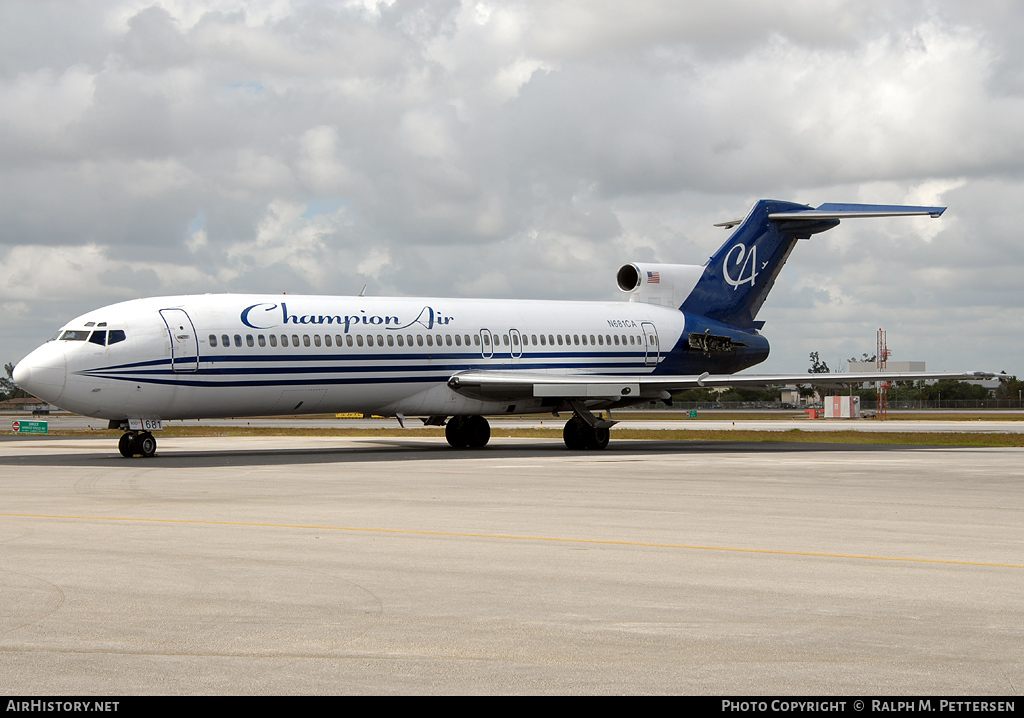 Aircraft Photo of N681CA | Boeing 727-2S7/Adv | Champion Air | AirHistory.net #17178