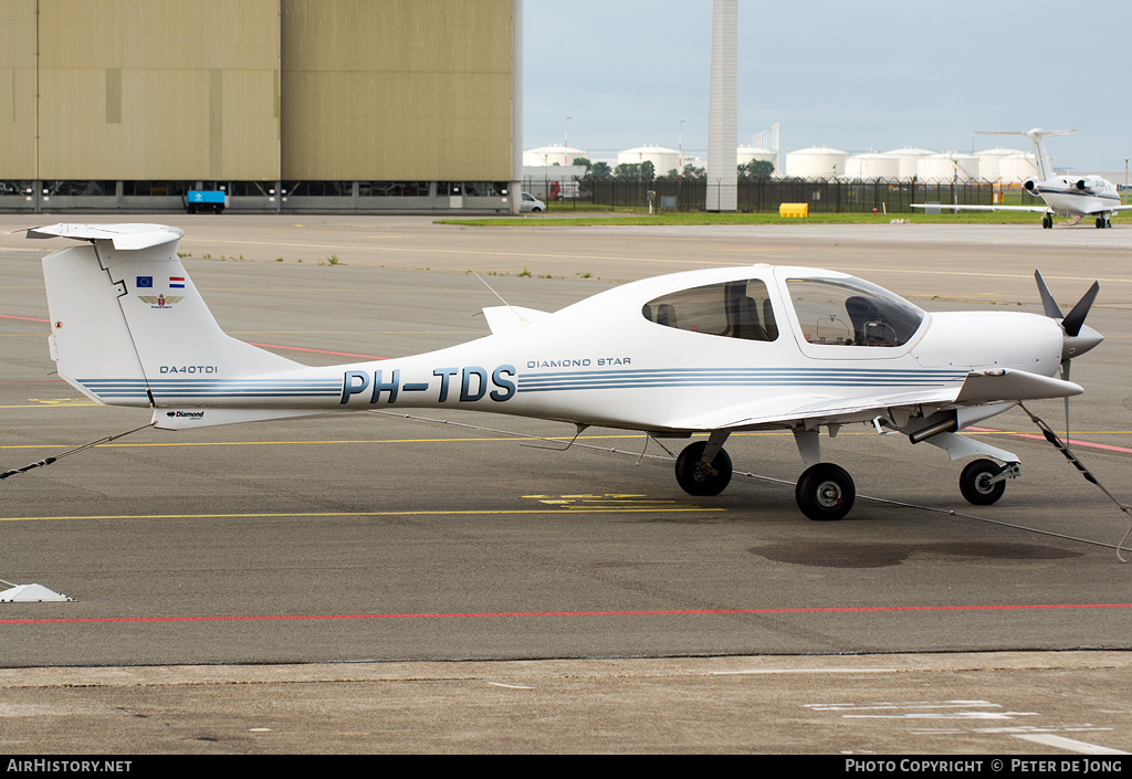 Aircraft Photo of PH-TDS | Diamond DA40D Diamond Star TDI | Vliegclub Schiphol | AirHistory.net #17187