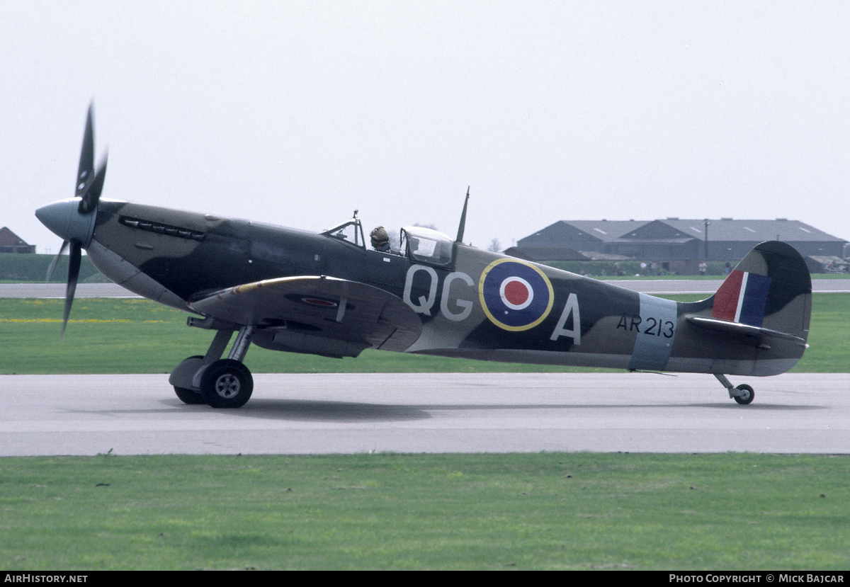 Aircraft Photo of G-AIST / AR213 | Supermarine 300 Spitfire Mk1A | UK - Air Force | AirHistory.net #17437