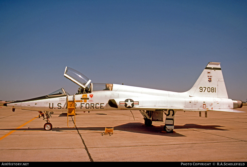 Aircraft Photo of 69-7081 / 97081 | Northrop T-38A Talon | USA - Air Force | AirHistory.net #17546