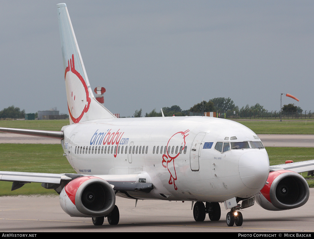 Aircraft Photo of G-BVKB | Boeing 737-59D | Bmibaby | AirHistory.net #17634