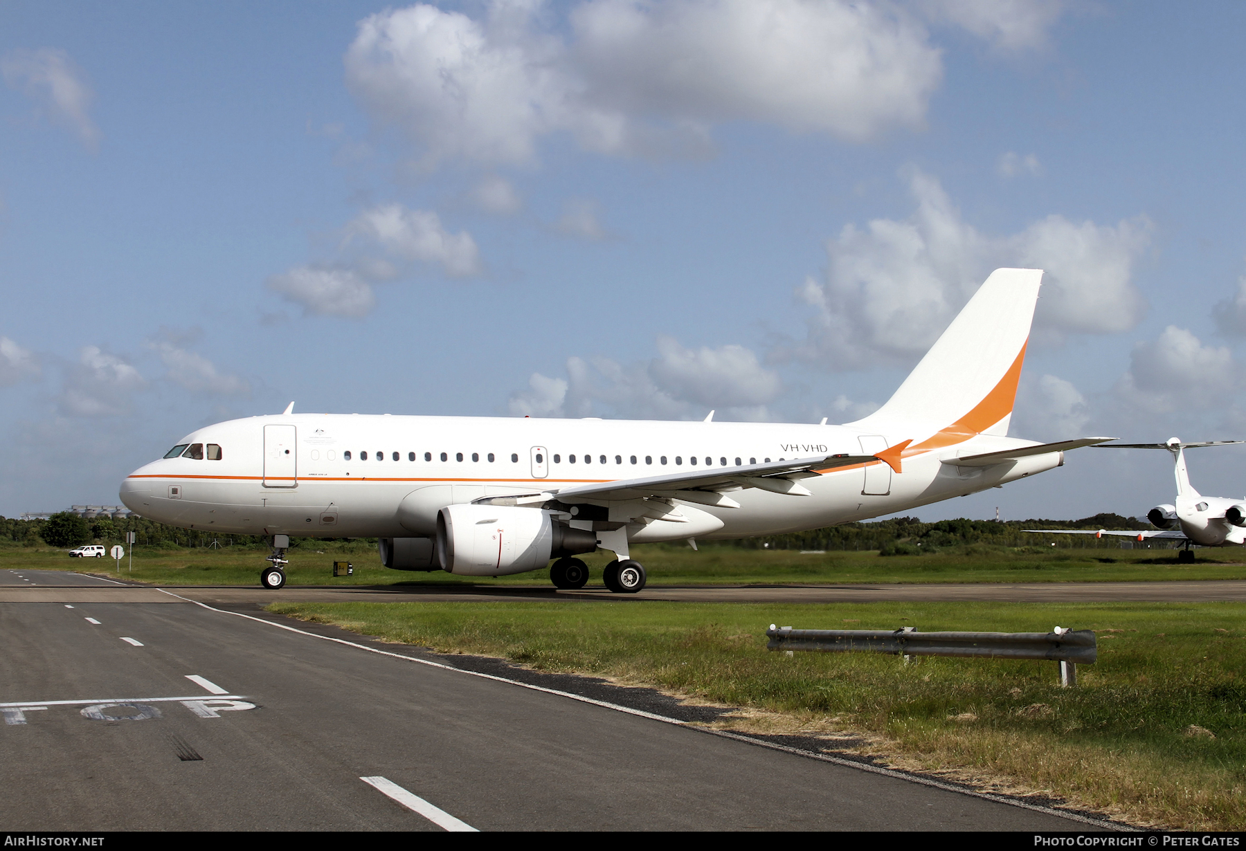 Aircraft Photo of VH-VHD | Airbus A319-115LR | Department of the Environment and Water Resources | AirHistory.net #17992