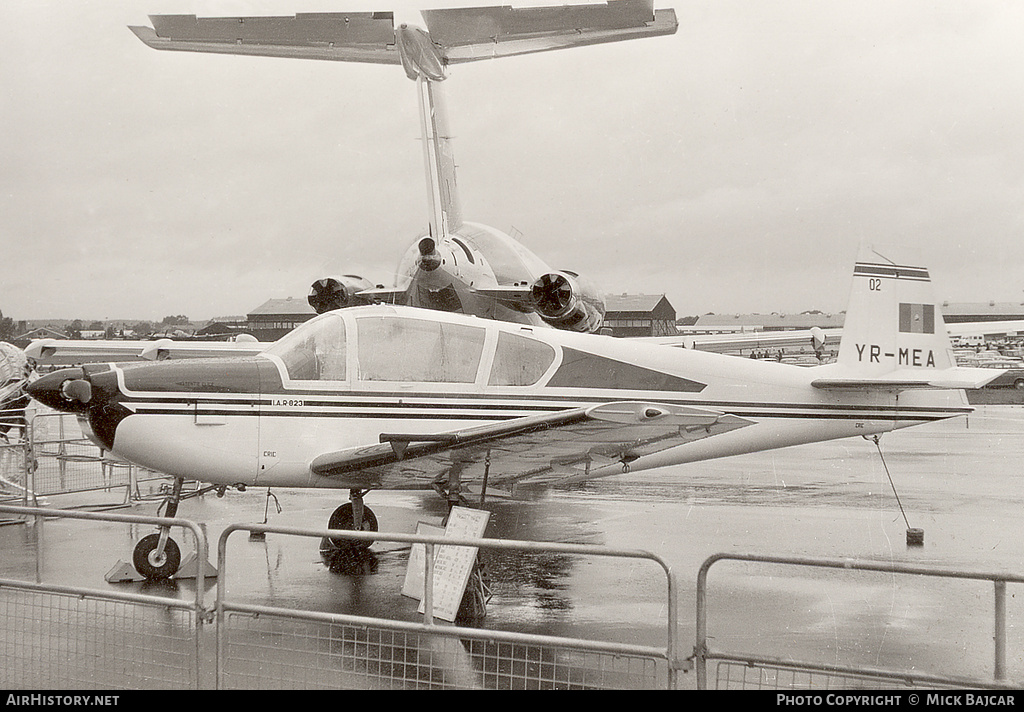 Aircraft Photo of YR-MEA | IAR IAR-823 | AirHistory.net #18041