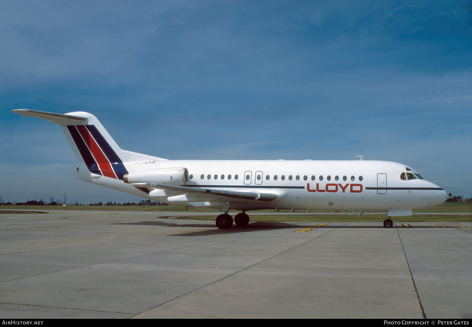 Aircraft Photo of VH-LAR | Fokker F28-4000 Fellowship | Lloyd Aviation | AirHistory.net #18120