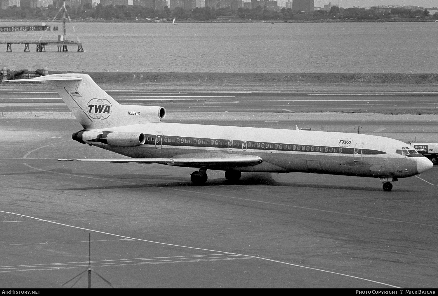 Aircraft Photo of N52313 | Boeing 727-231 | Trans World Airlines - TWA | AirHistory.net #18290