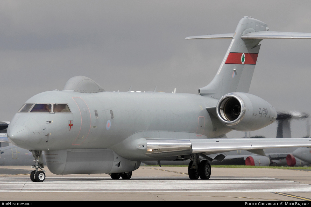 Aircraft Photo of ZJ690 | Bombardier Sentinel R.1 (BD-700-1A10) | UK - Air Force | AirHistory.net #18358