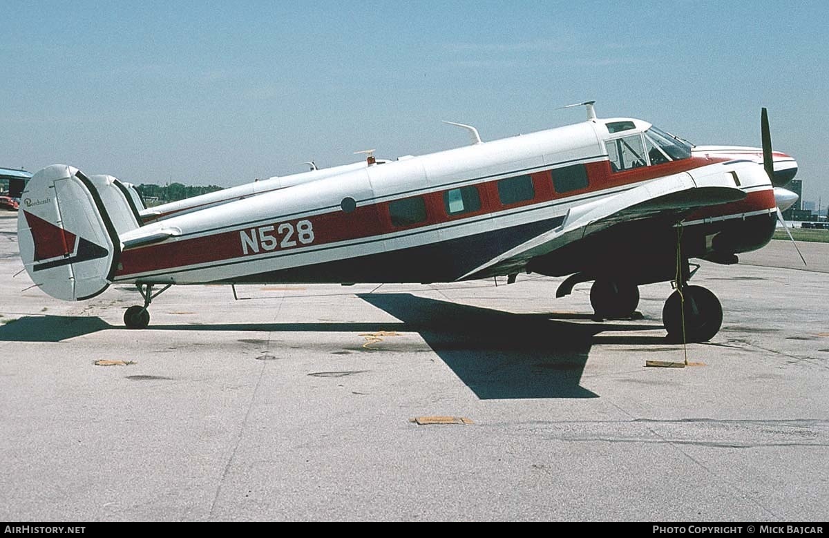 Aircraft Photo of N528 | Beech G18S | AirHistory.net #18478