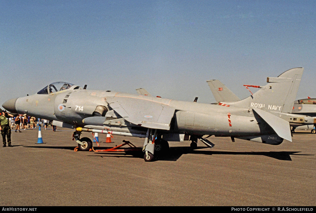 Aircraft Photo of ZH811 | British Aerospace Sea Harrier FA2 | UK - Navy | AirHistory.net #18547