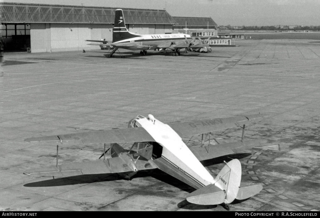 Aircraft Photo of G-AHKV | De Havilland D.H. 89A Dragon Rapide | Mid Fly | AirHistory.net #18758