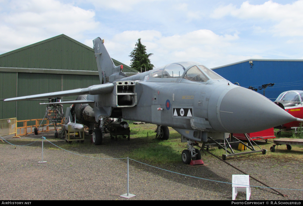 Aircraft Photo of ZA452 | Panavia Tornado GR4 | UK - Air Force | AirHistory.net #18799