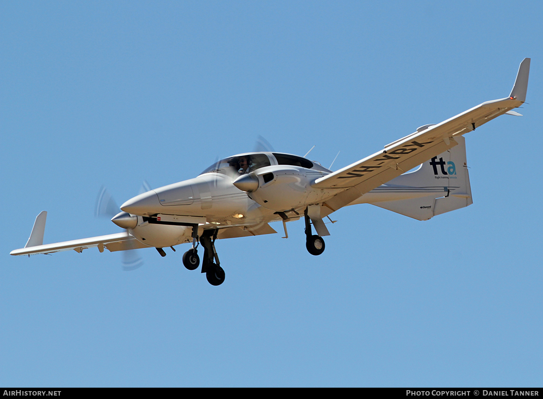 Aircraft Photo of VH-YBX | Diamond DA42 Twin Star | Flight Training Adelaide - FTA | AirHistory.net #18861