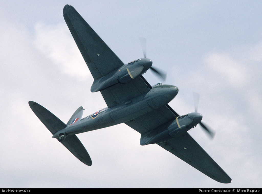 Aircraft Photo of G-ASKH / RR299 | De Havilland D.H. 98 Mosquito T3 | UK - Air Force | AirHistory.net #18870