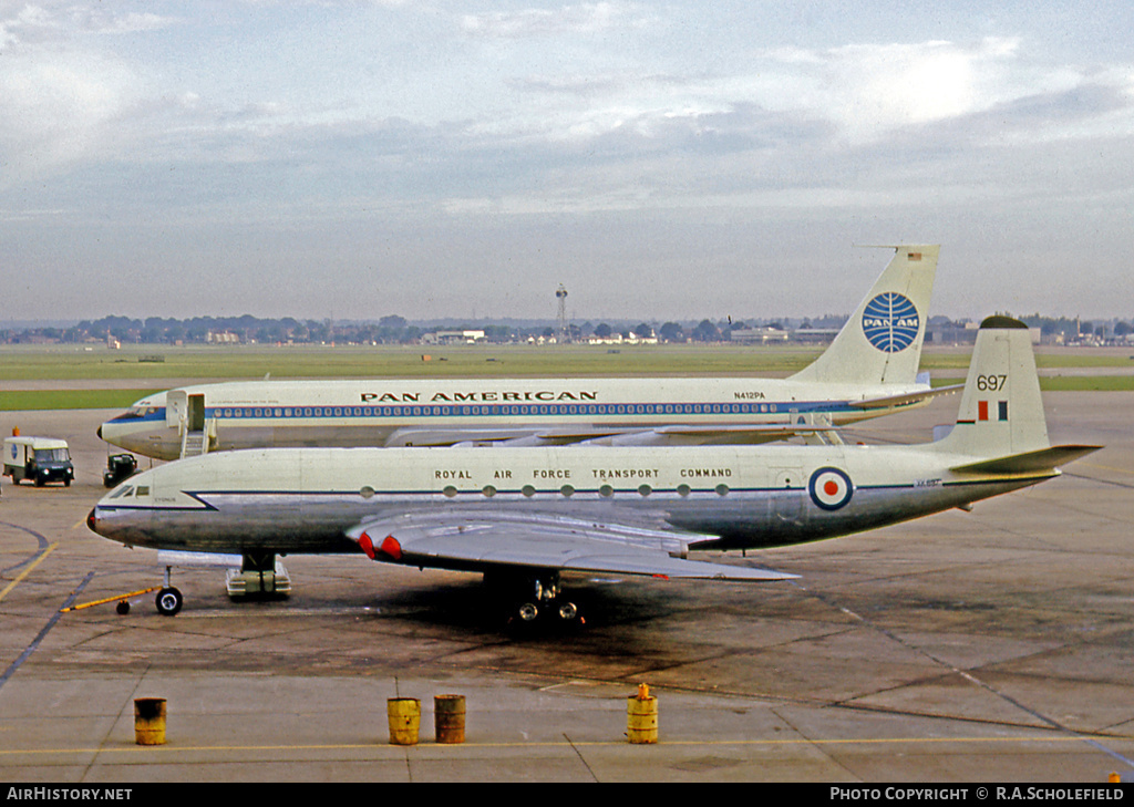 Aircraft Photo of XK697 | De Havilland D.H. 106 Comet C.2 | UK - Air Force | AirHistory.net #18877