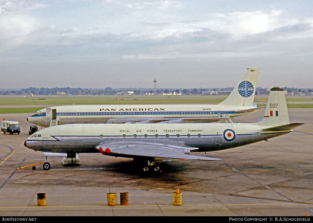 Aircraft Photo of XK697 | De Havilland D.H. 106 Comet C.2 | UK - Air Force | AirHistory.net #18877