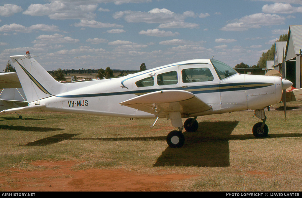 Aircraft Photo of VH-MJS | Beech A23A Musketeer Custom III | AirHistory.net #18972