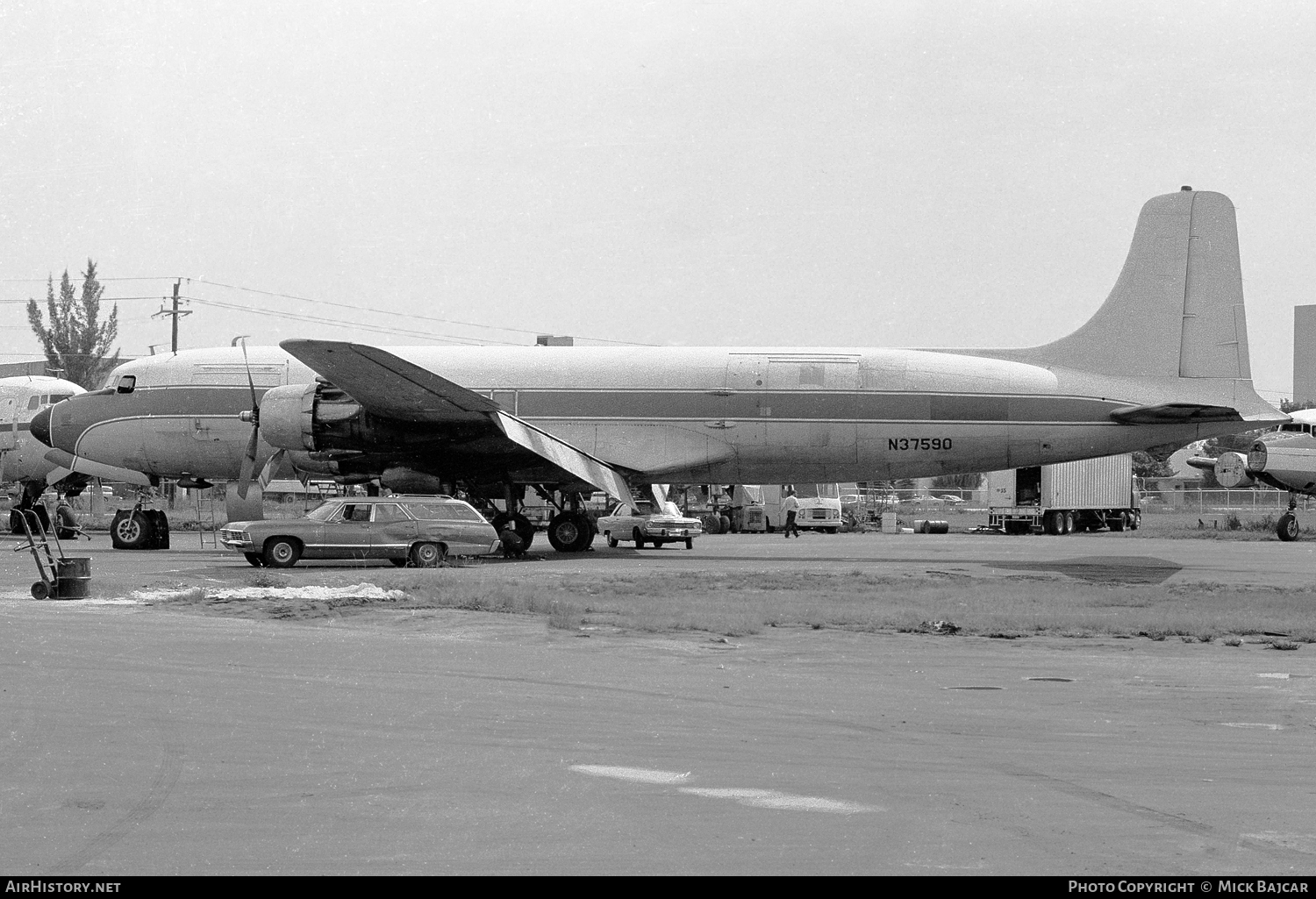 Aircraft Photo of N37590 | Douglas DC-6A | AirHistory.net #19238