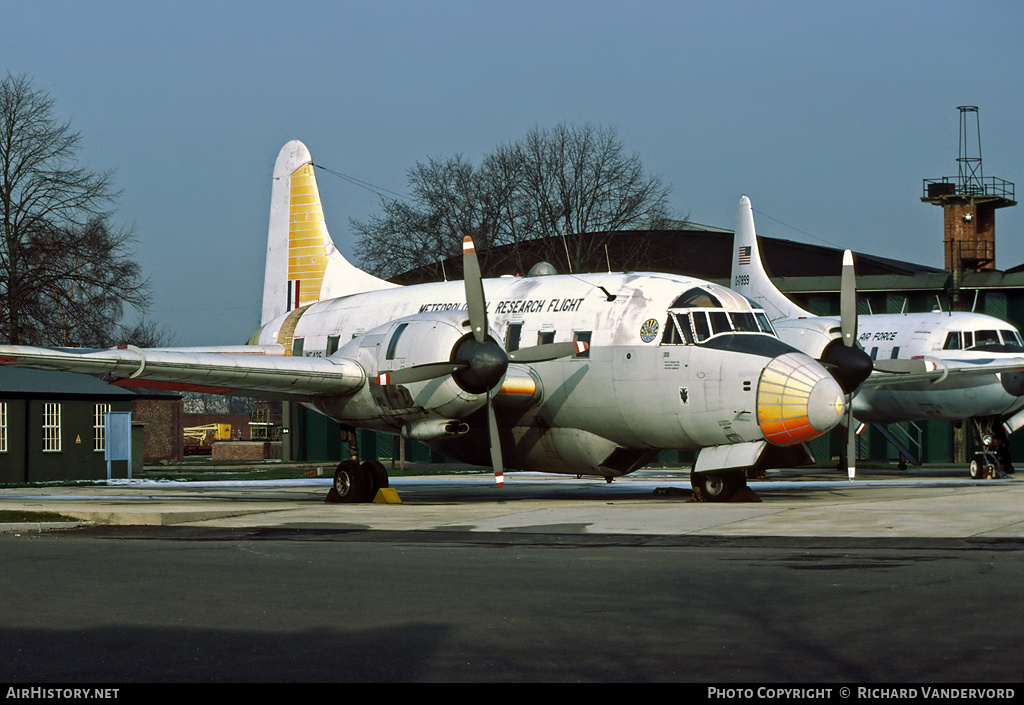 Aircraft Photo of WF425 | Vickers 668 Varsity T.1 | UK - Air Force | AirHistory.net #19291