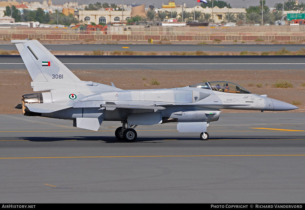 Aircraft Photo of 3081 | Lockheed Martin F-16E Fighting Falcon | United Arab Emirates - Air Force | AirHistory.net #19294