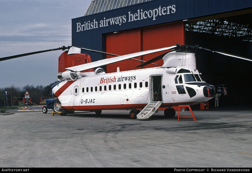 Aircraft Photo of G-BJAC | Boeing Vertol 234LR | British Airways Helicopters | AirHistory.net #19297