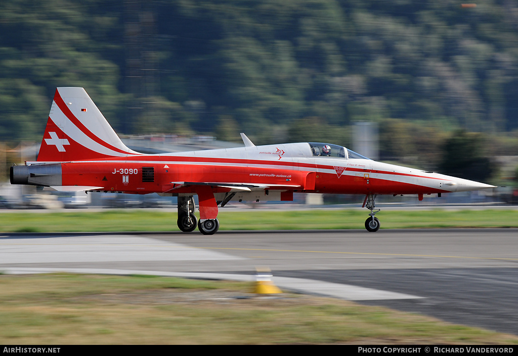 Aircraft Photo of J-3090 | Northrop F-5E Tiger II | Switzerland - Air Force | AirHistory.net #19322