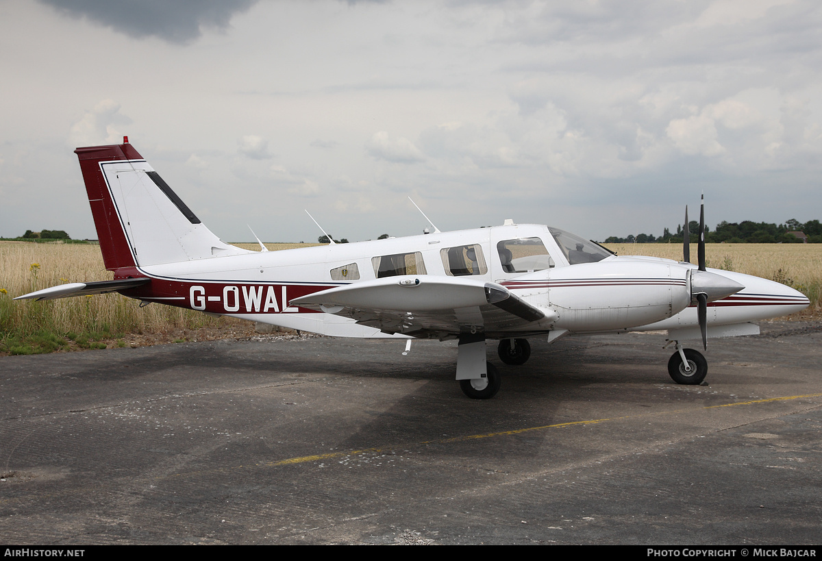 Aircraft Photo of G-OWAL | Piper PA-34-220T Seneca III | AirHistory.net #19374