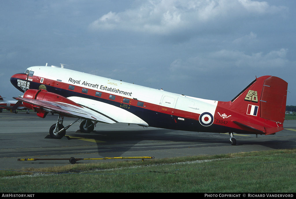 Aircraft Photo of ZA947 | Douglas C-47A Dakota Mk.3 | UK - Air Force | AirHistory.net #19499