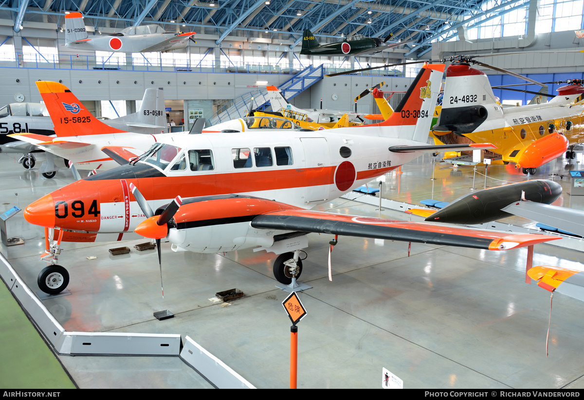 Aircraft Photo of 03-3094 | Beech A65 Queen Air | Japan - Air Force | AirHistory.net #19596