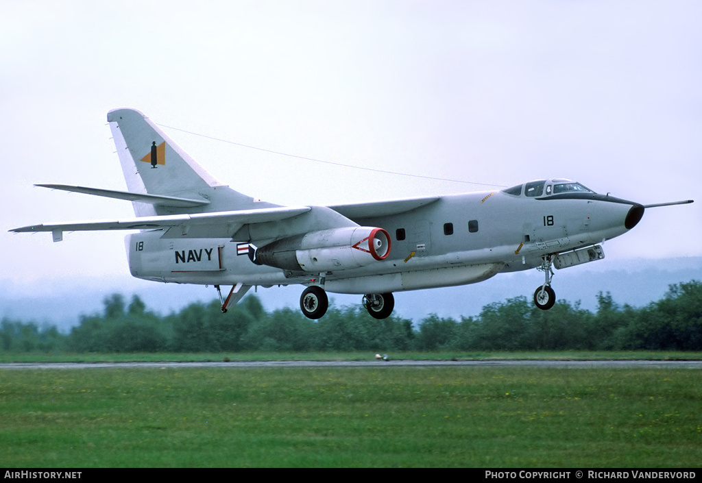 Aircraft Photo of 144852 | Douglas EA-3B Skywarrior | USA - Navy | AirHistory.net #19659