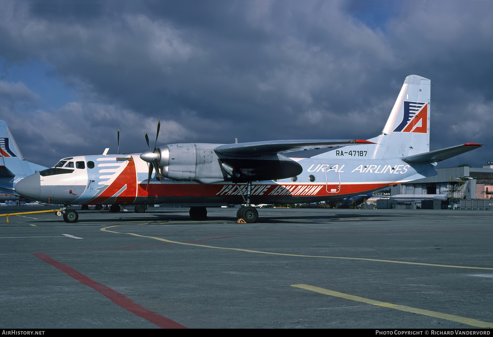 Aircraft Photo of RA-47187 | Antonov An-24B | Ural Airlines | AirHistory.net #19816