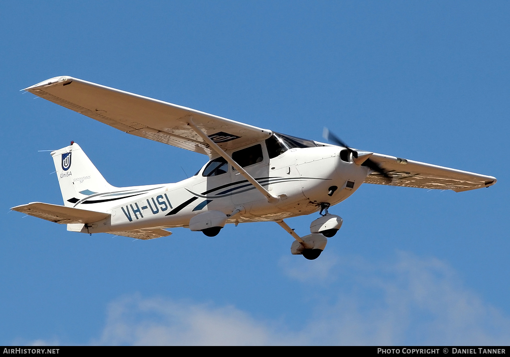 Aircraft Photo of VH-USI | Cessna 172S Skyhawk SP | UniSA - University of South Australia | AirHistory.net #19852