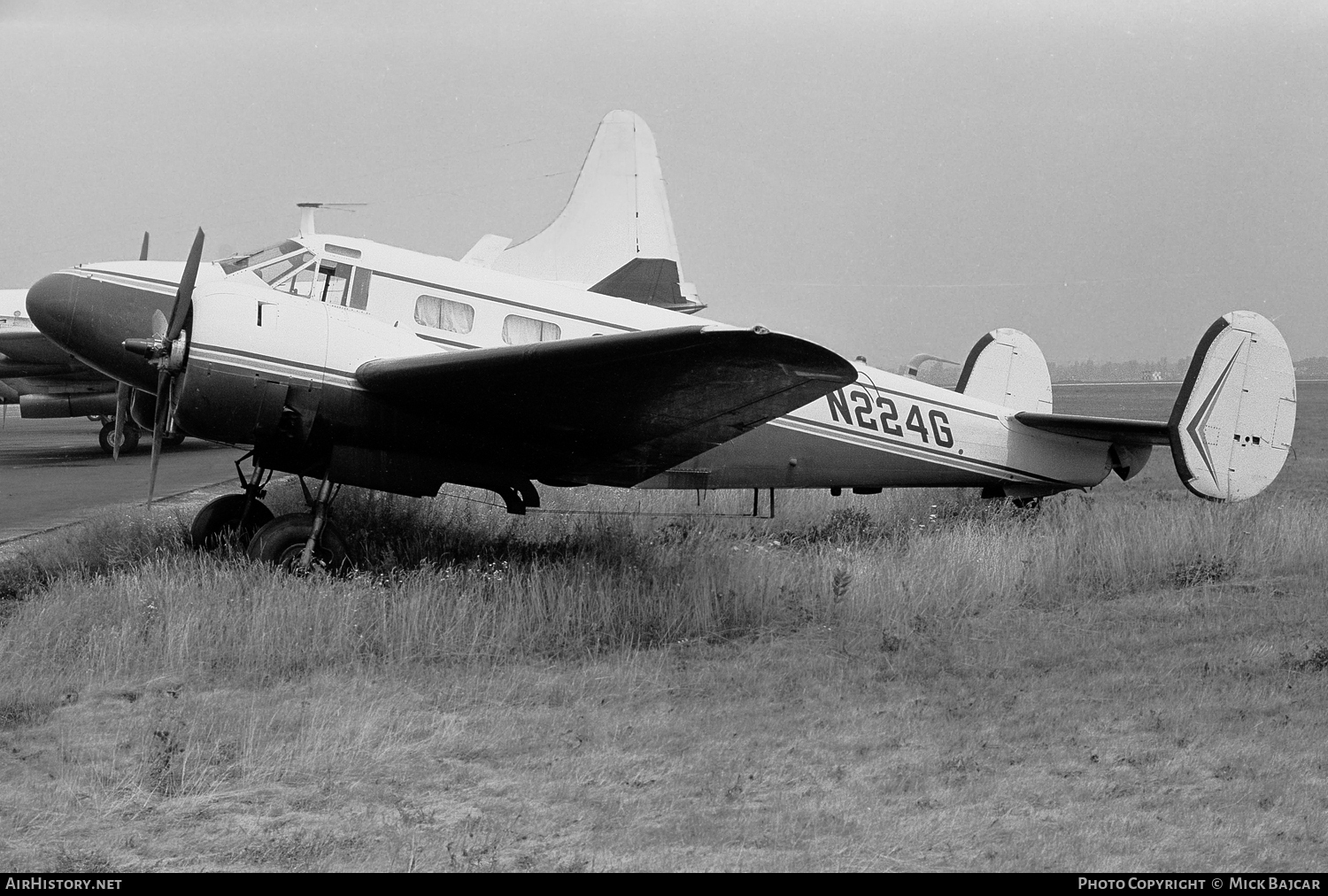 Aircraft Photo of N224G | Beech D18S | AirHistory.net #19878