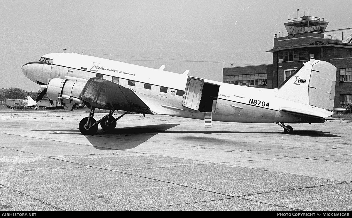 Aircraft Photo of N8704 | Douglas C-47D Skytrain | ERIM - Environmental Research Institute of Michigan | AirHistory.net #19882