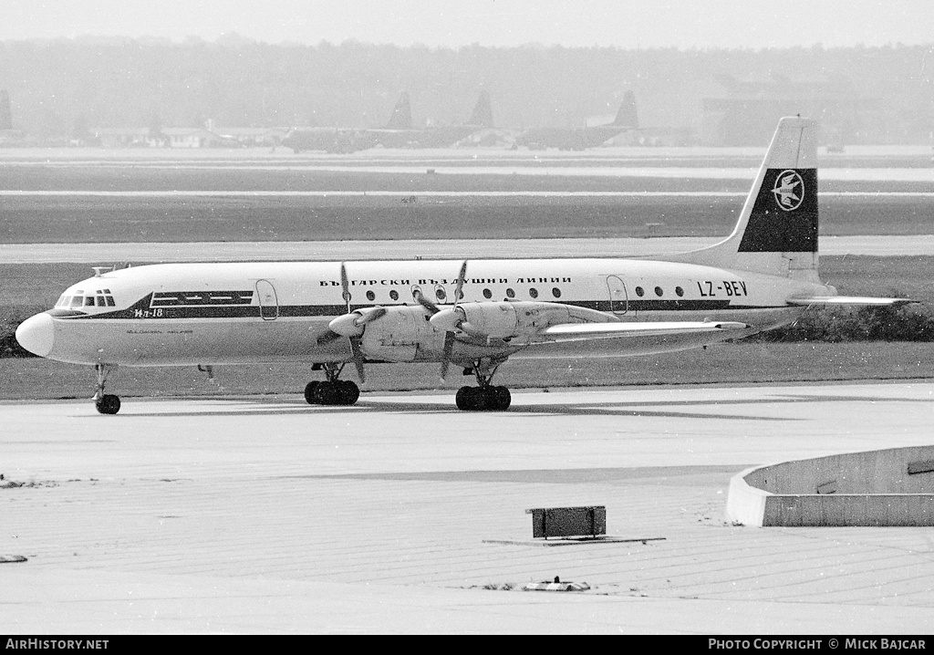 Aircraft Photo of LZBEV Ilyushin Il18V Balkan Bulgarian Airlines 19922